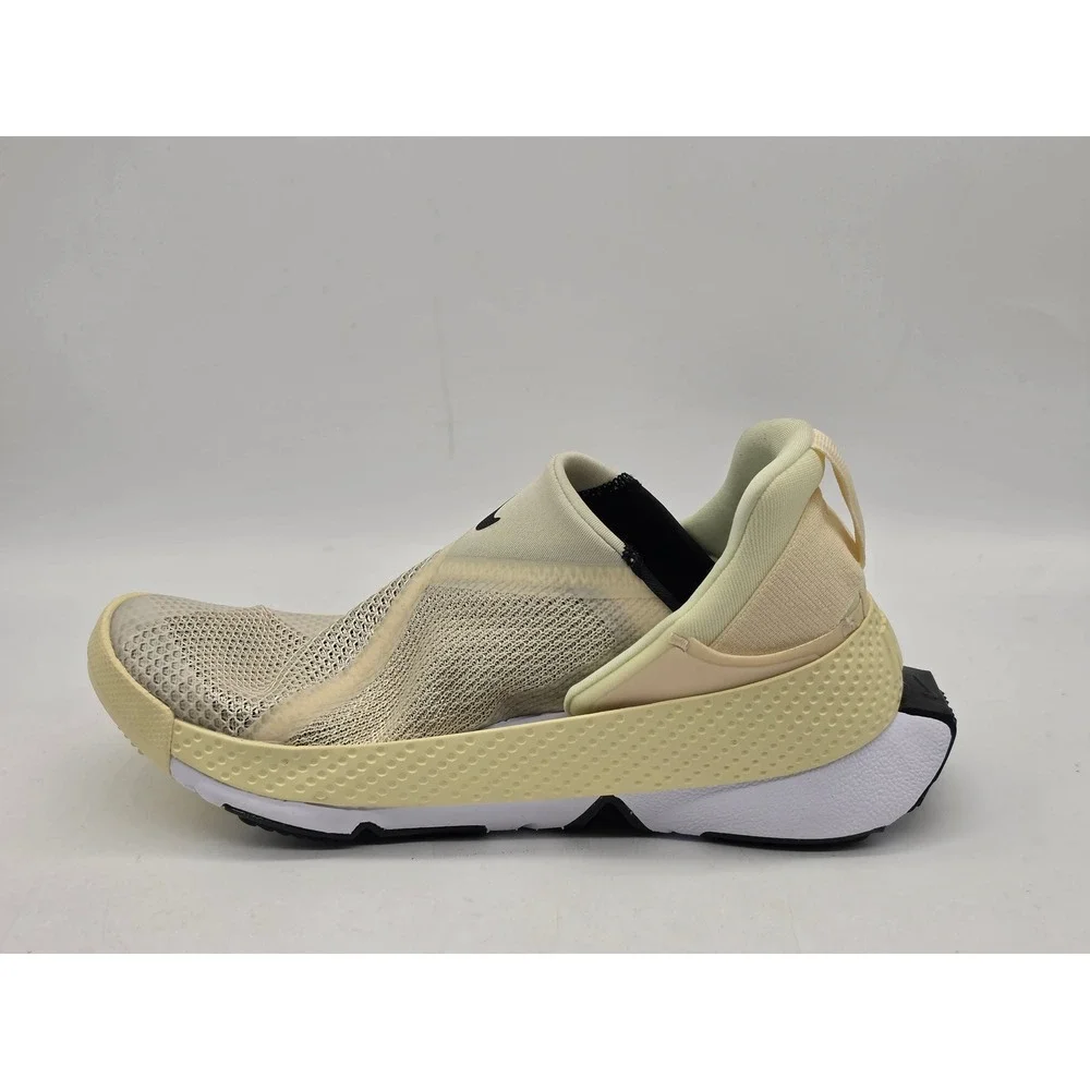 Nike Go FlyEase Alabaster Muslin Womens 7 Hands Free Shoes DR5540-700